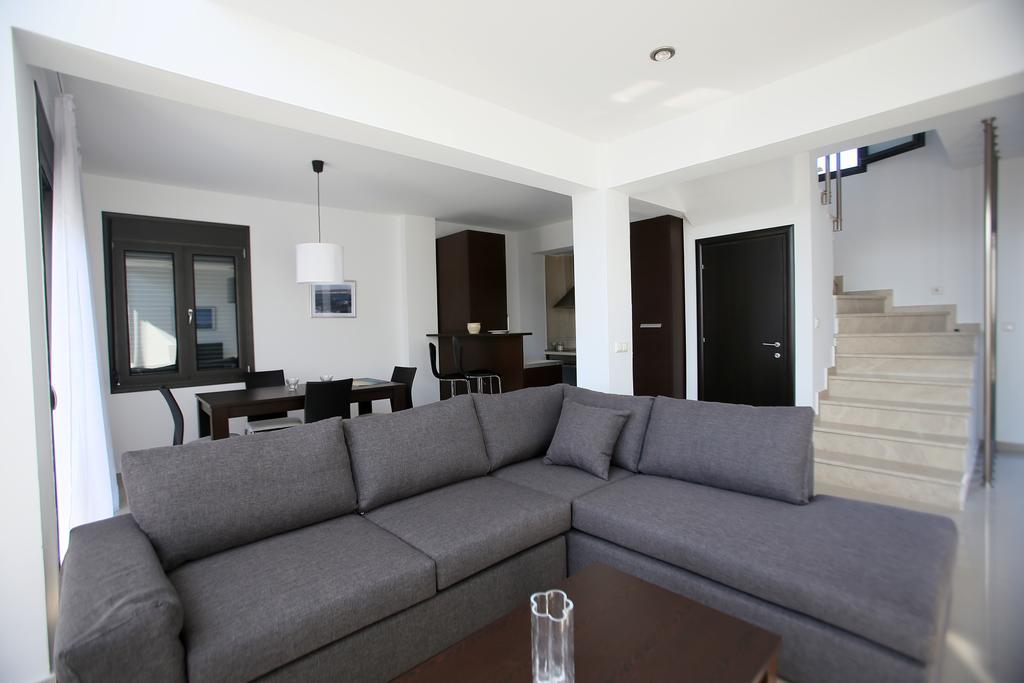 Sunny Sani Luxury Villas Room photo