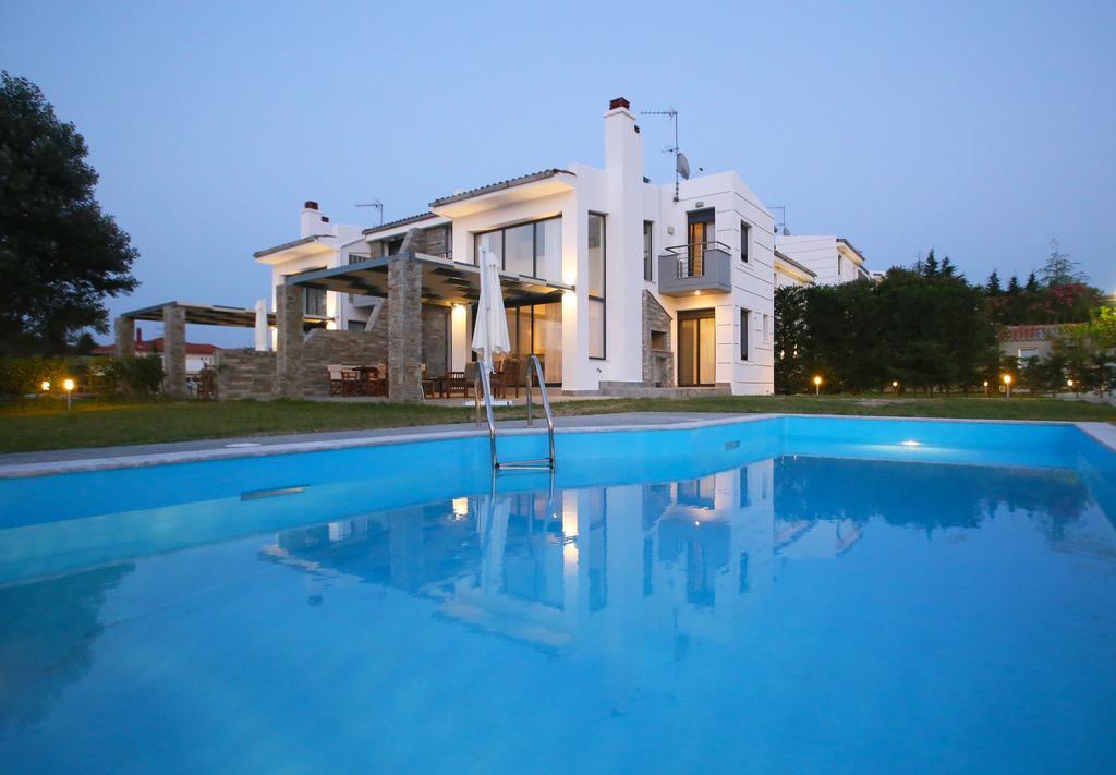 Sunny Sani Luxury Villas Room photo